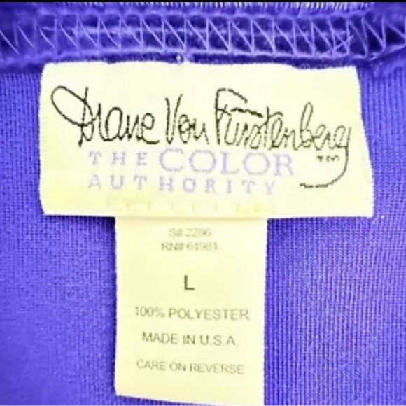 Vintage DVF Diane Von Furstenberg Velour Velvet Tunic Top Blouse L Purple Gold - Picture 8 of 10